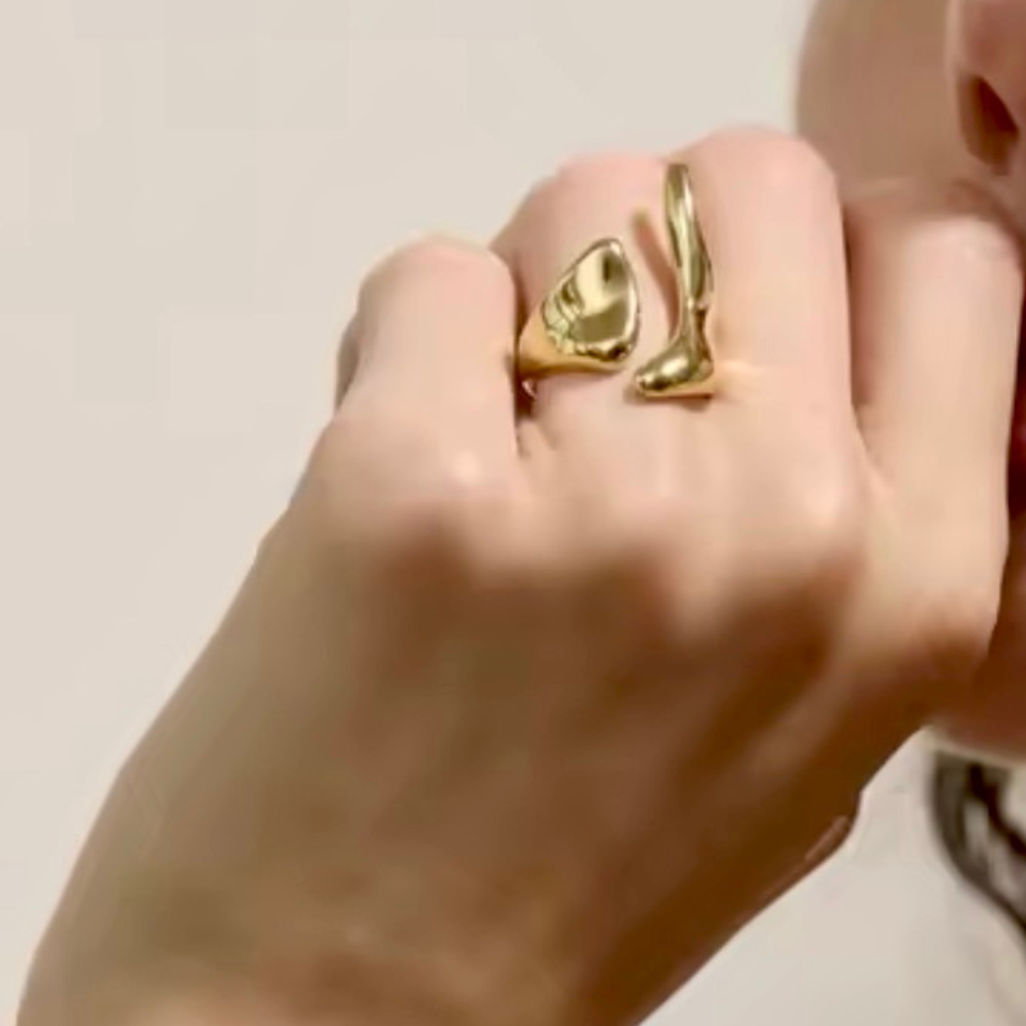 Bague Élyra ajustable dorée ou argentée | CLAWME HOPE