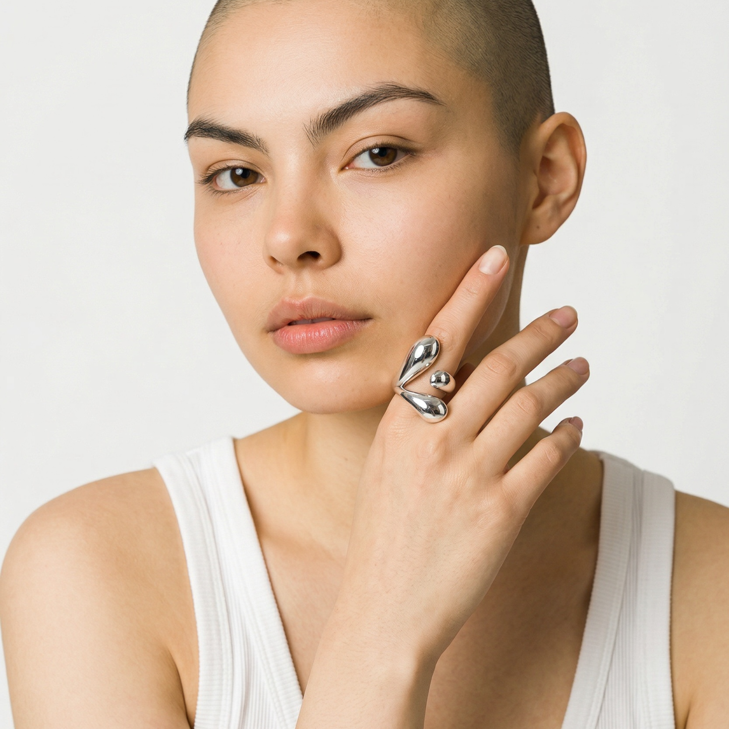 Bague Velora sculpturale ajustable dorée ou argentée | CLAWME HOPE